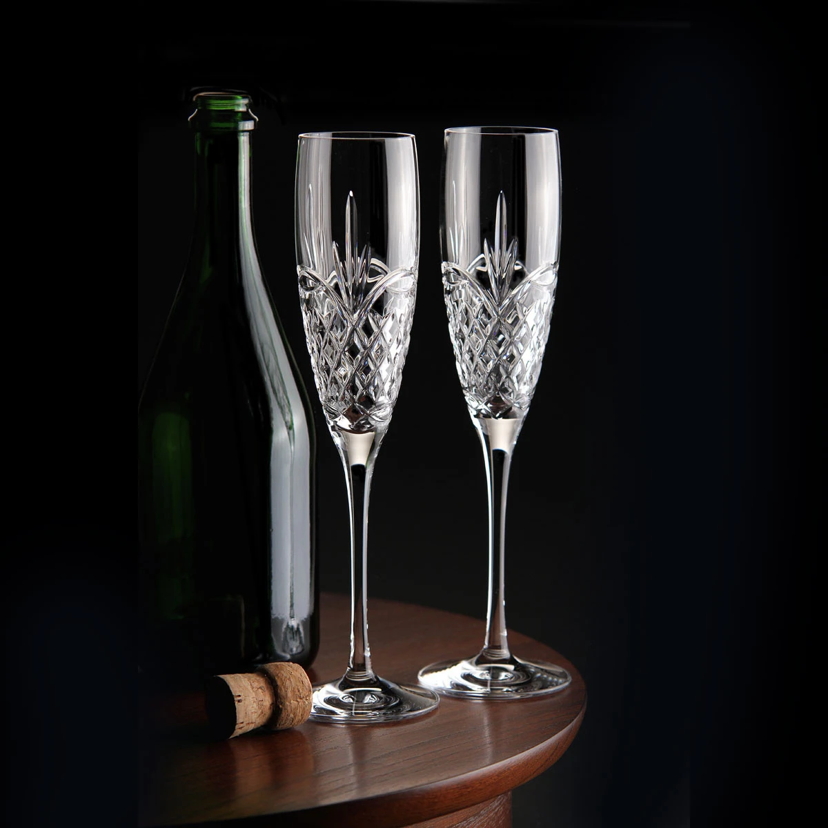 Waterford Crystal True Love Forever Champagne Toasting Flutes, Pair 5 Waterford Crystal True Love Forever Champagne Toasting Flutes, Pair - Image 3