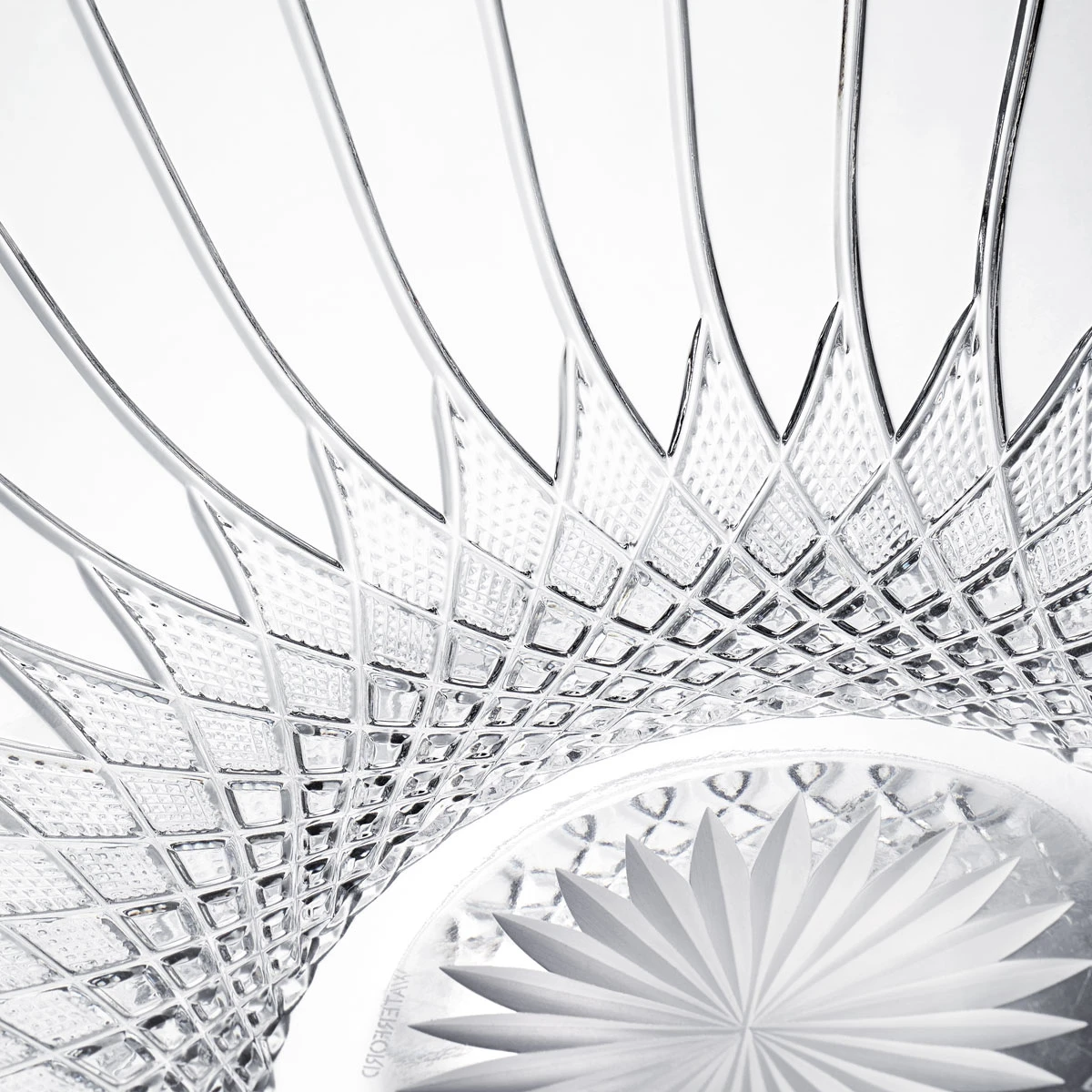 Waterford Lismore Arcus 14" Bowl 8 Waterford Lismore Arcus 14" Bowl - Image 6