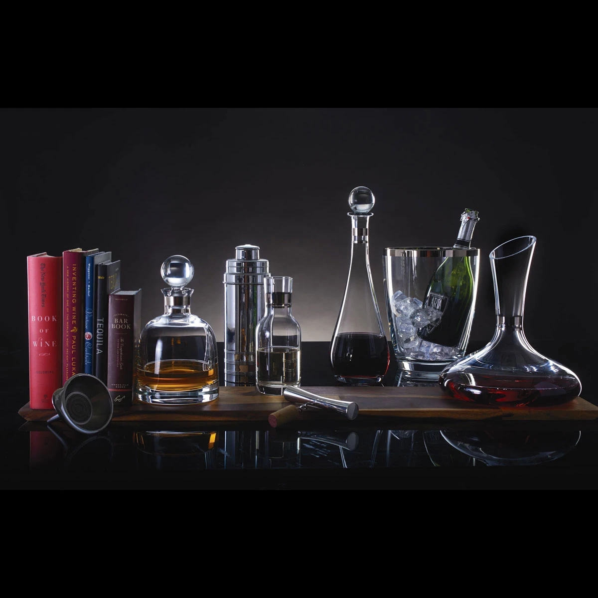 Waterford Crystal, Elegance Cabernet Sauvignon Wine Glasses, Pair 7 Waterford Crystal, Elegance Cabernet Sauvignon Wine Glasses, Pair - Image 5