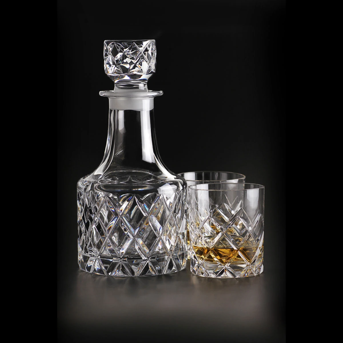Orrefors Crystal, Sofiero Whiskey Decanter 4 Orrefors Crystal, Sofiero Whiskey Decanter - Image 2