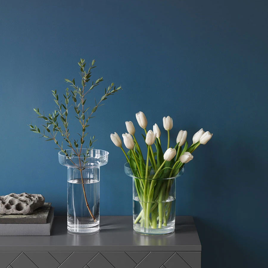 Kosta Boda 7.8" Limelight Tulip Crystal Vase 5 Kosta Boda 7.8" Limelight Tulip Crystal Vase - Image 3