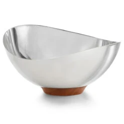 Nambe 8" Pulse Nut Bowl